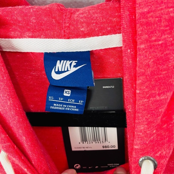 Nike Salmon Corral Pink Long Sleeve pullover hoodie sports athletic sweater - Picture 6 of 6